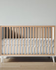 New York Crib in Bianco Satinato / Albero Puro finish