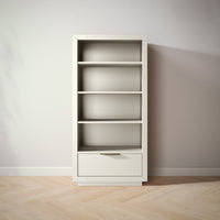 Quadro Bookcase in Bianco Satinato finish