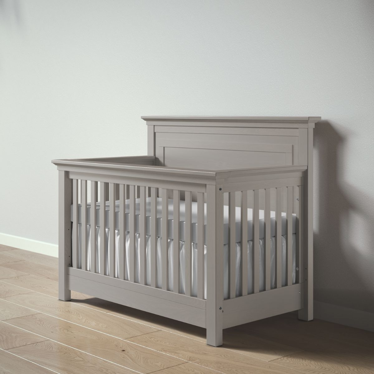 Karisma Convertible Crib / Solid Back