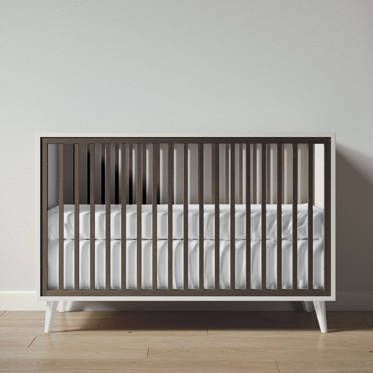 New York Crib in Bianco Satinato / Aqua Grey finish