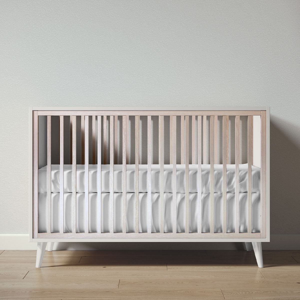 New York Crib in Bianco Satinato / Washed White finish