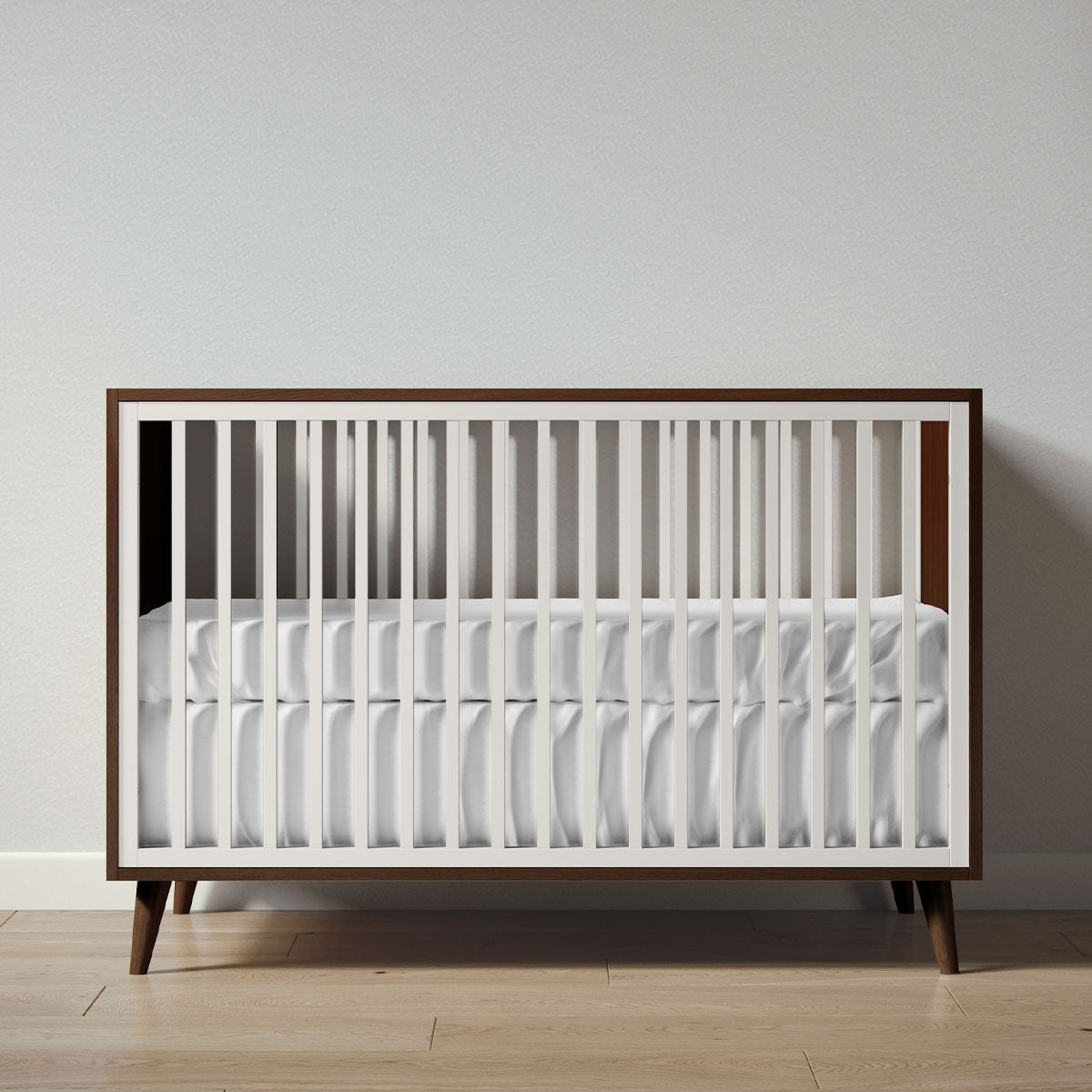 New York Crib in Nocello / Bianco Satinato finish