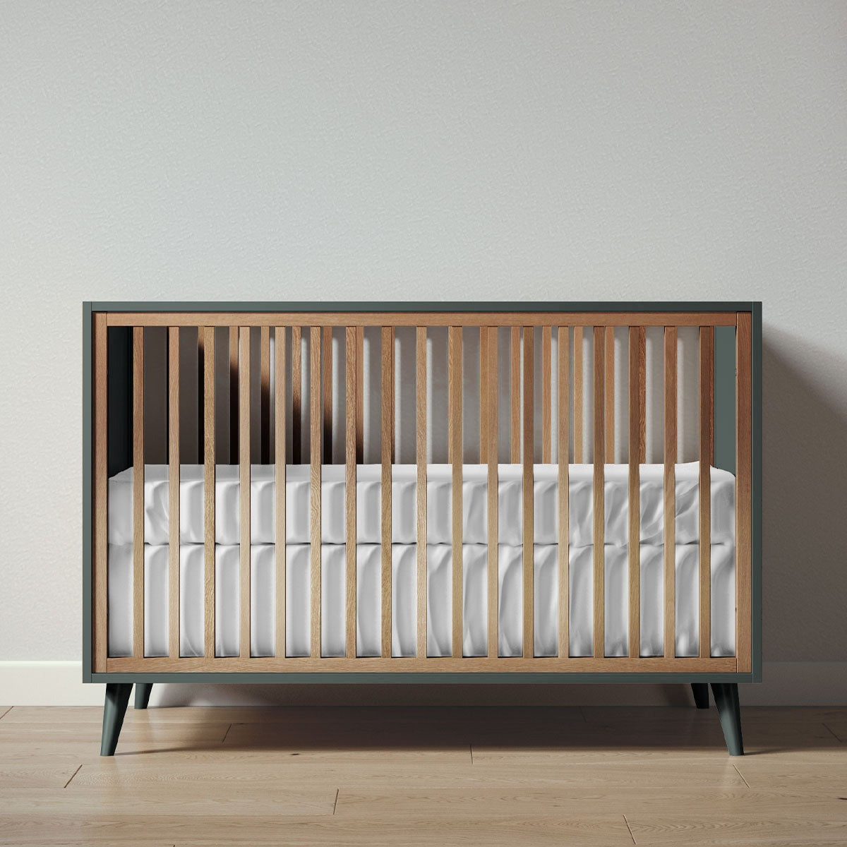 New York Crib in Rosemary / Sandstone finish