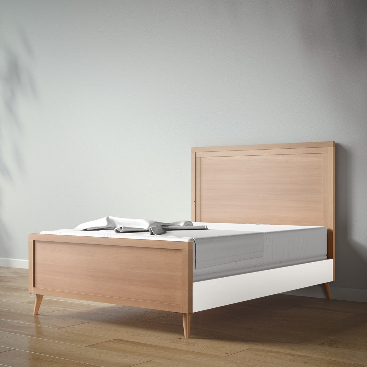 New York Full Bed in Albero Puro / Bianco Satinato finish