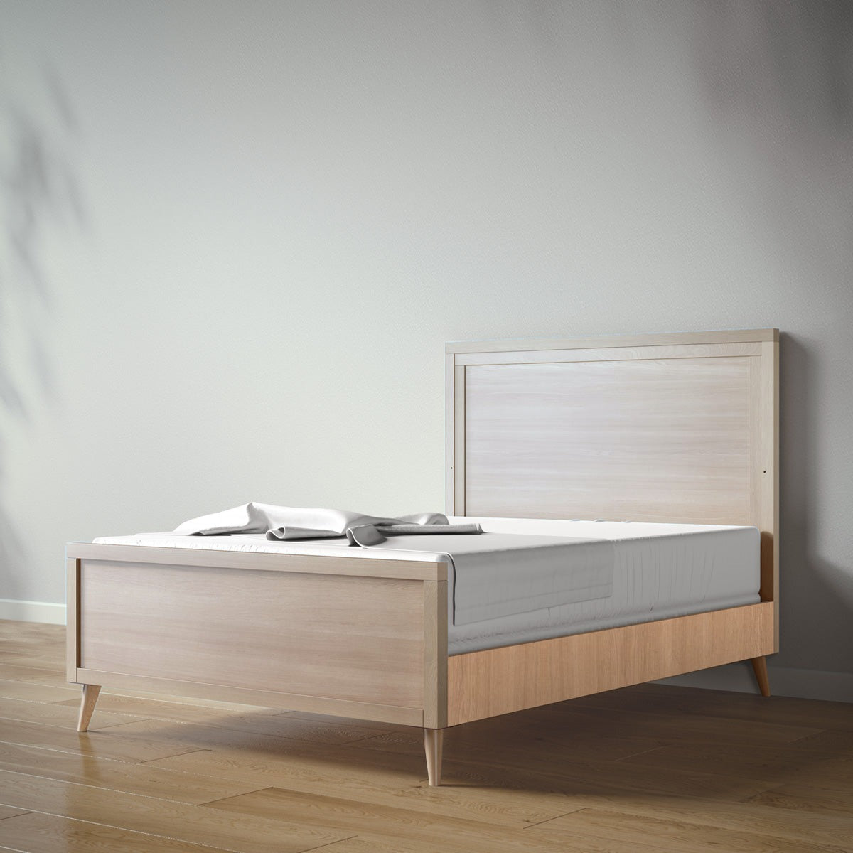 New York Full Bed in Ash / Bruno Antico finish