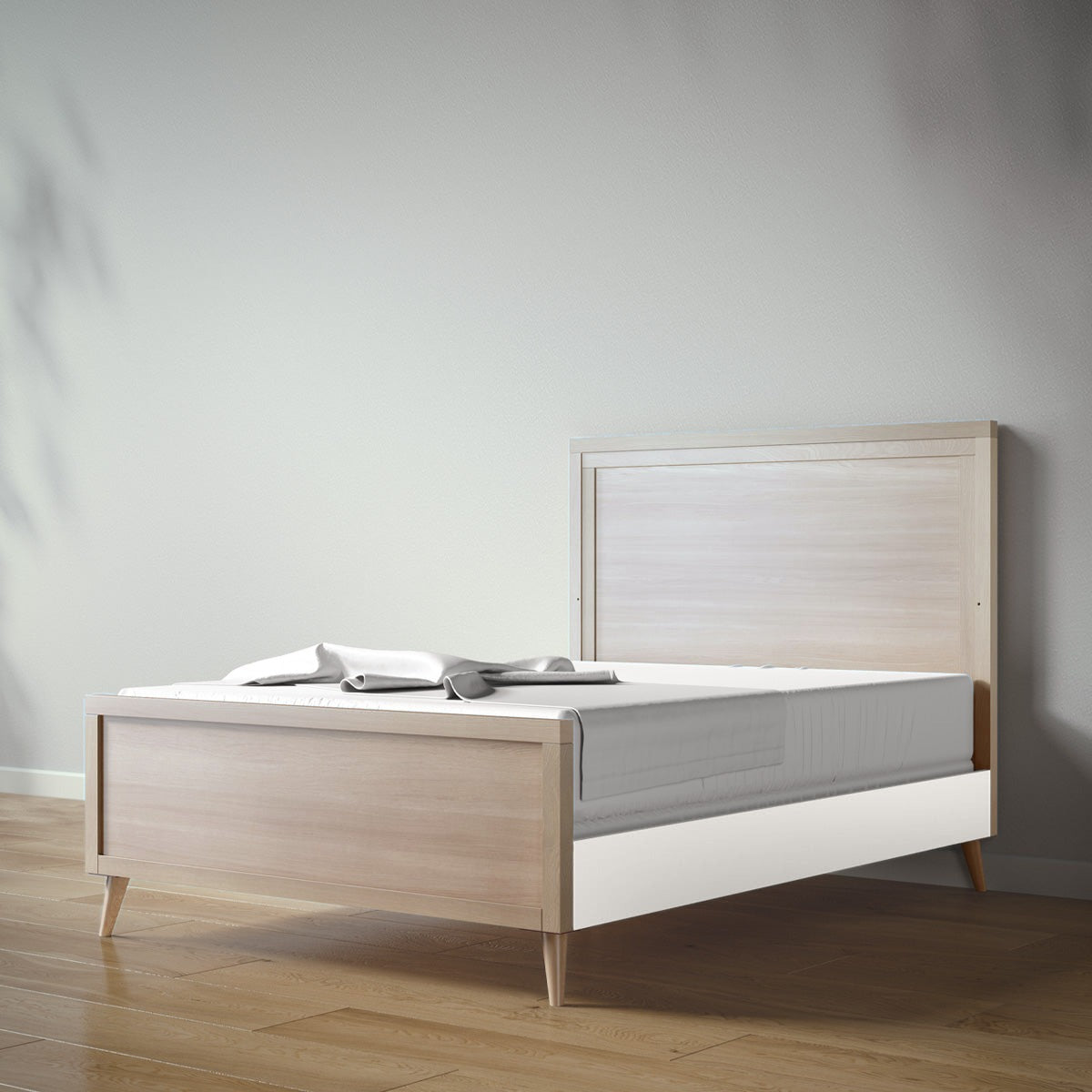 New York Full Bed in Ash / Bianco Satinato finish