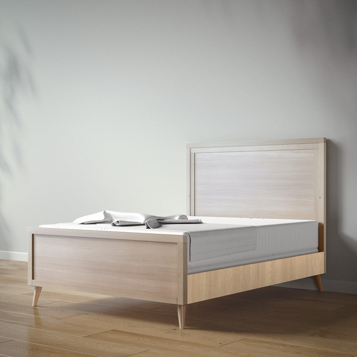 New York Full Bed in Ash / Sandstone finish