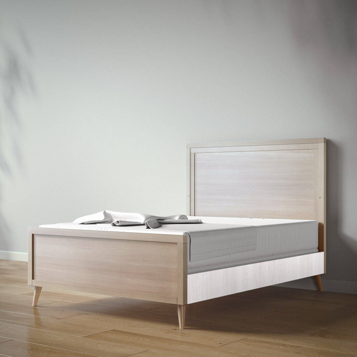 New York Full Bed in Ash / Washed White finish