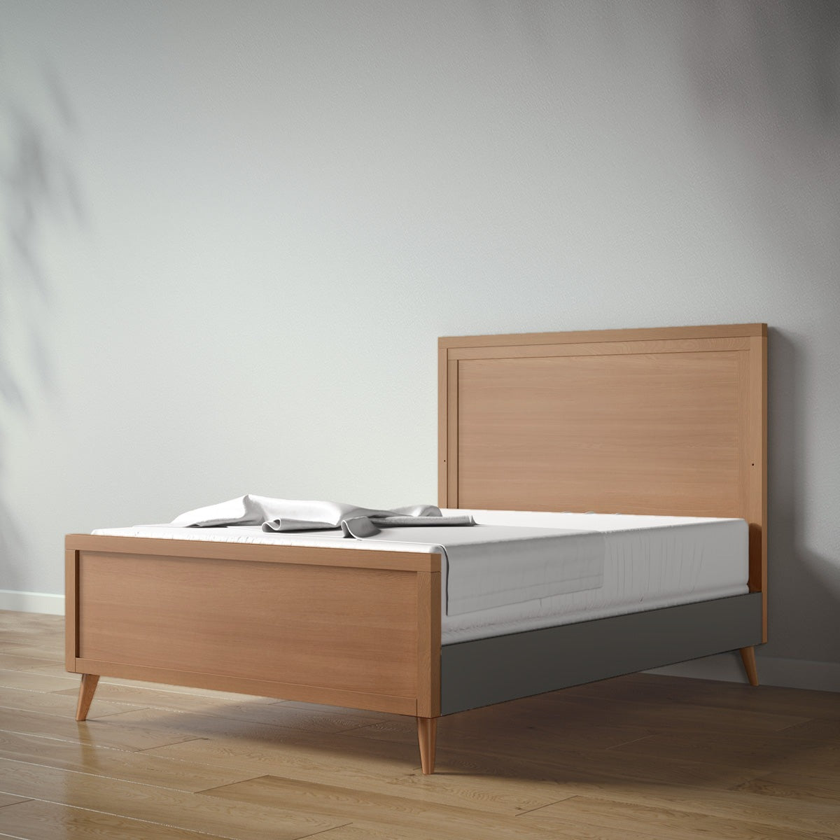 New York Full Bed in Bruno Antico / Peppercorn finish