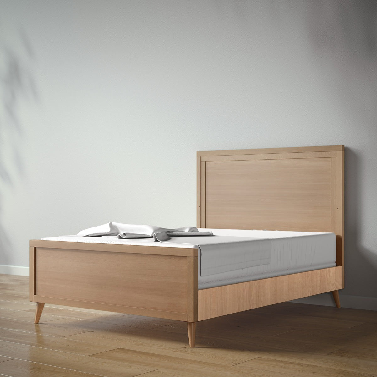 New York Full Bed in Harvest / Bruno Antico finish