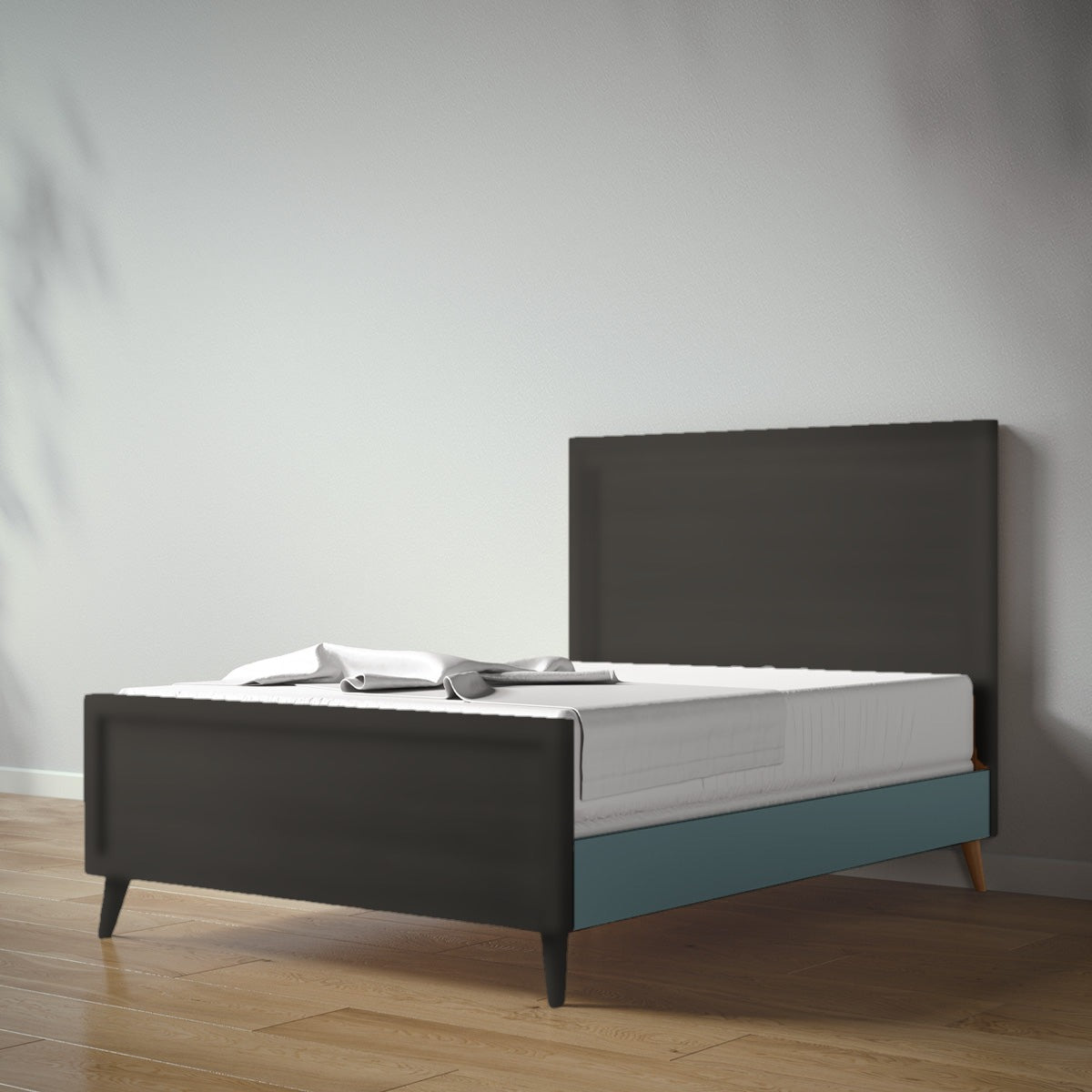 New York Full Bed in Peppercorn / Rosemary finish