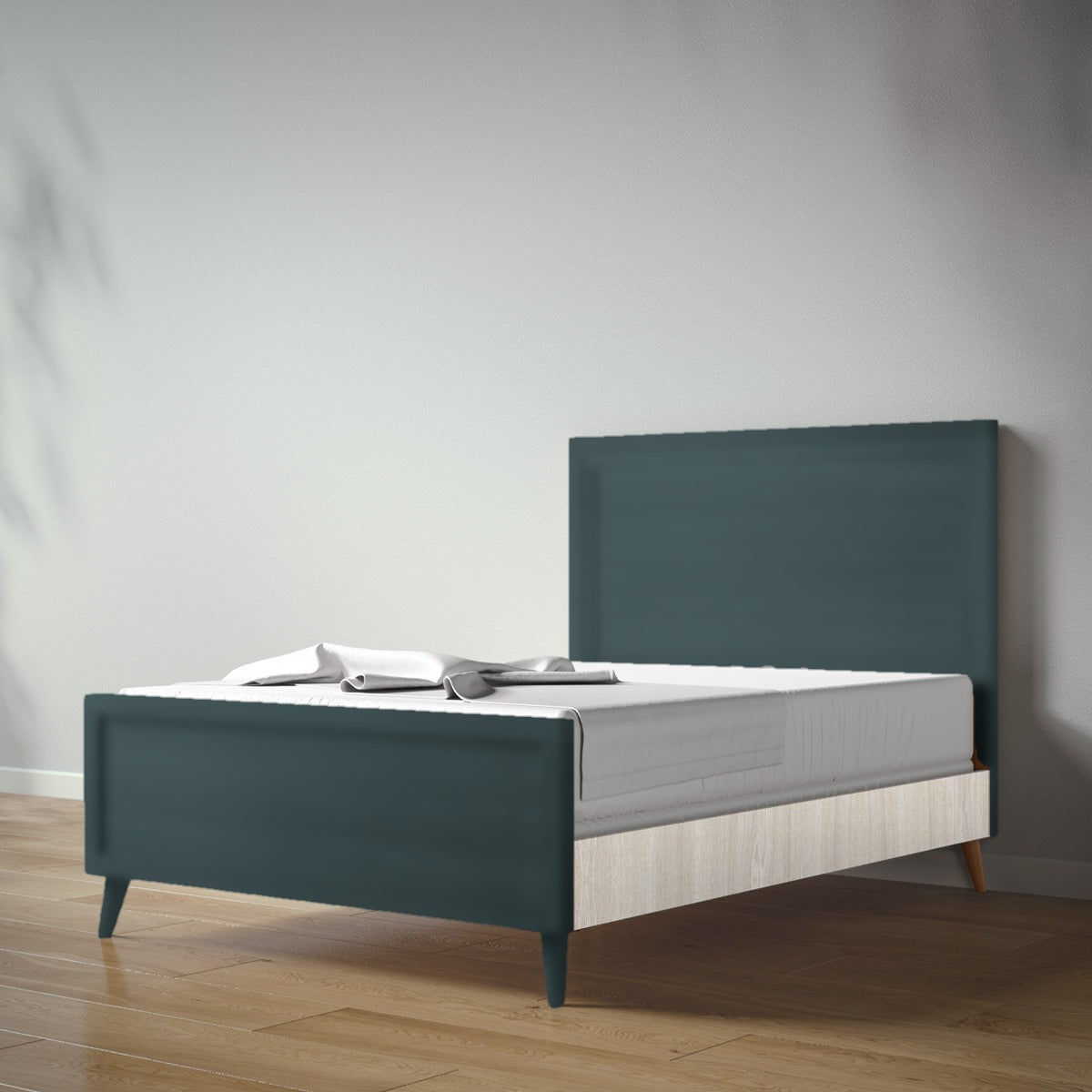 New York Full Bed in Rosemary / Ash finish