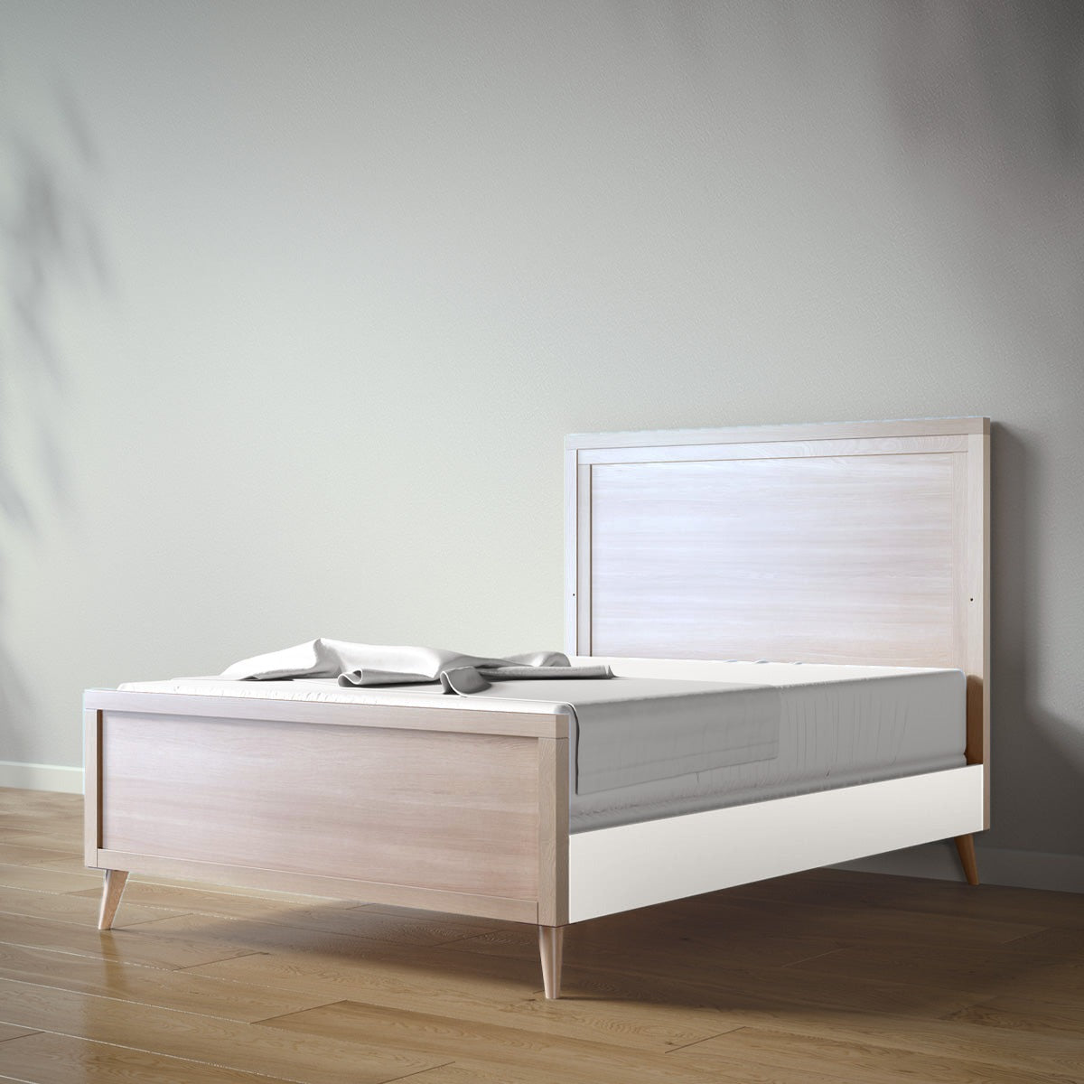 New York Full Bed in Washed White / Bianco Satinato finish