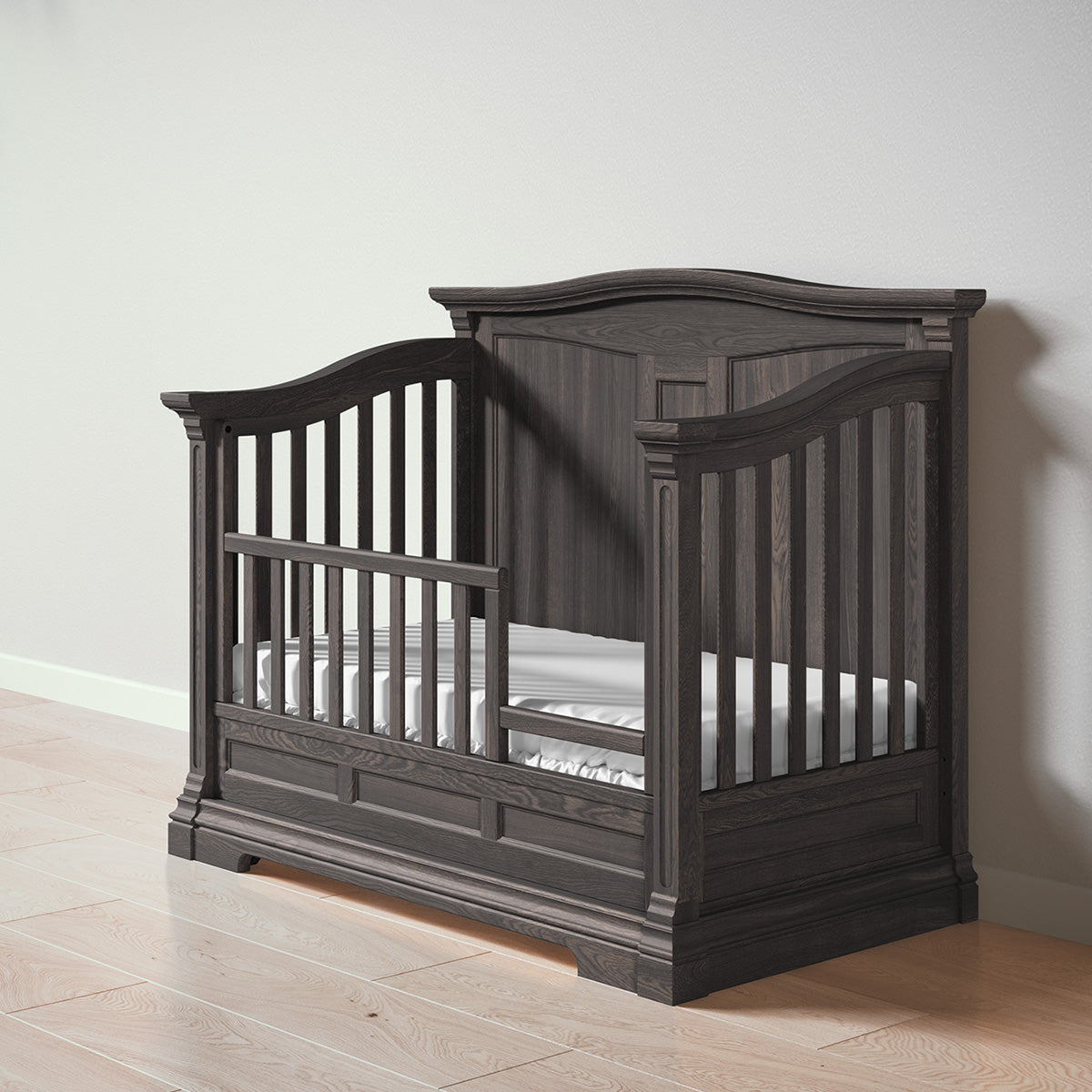 Imperio Convertible Crib / Solid Back
