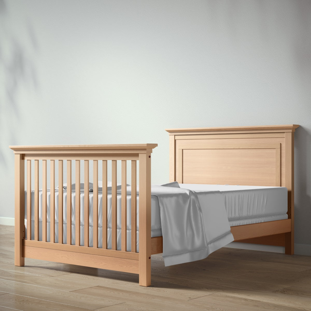 Karisma Convertible Crib / Solid Back