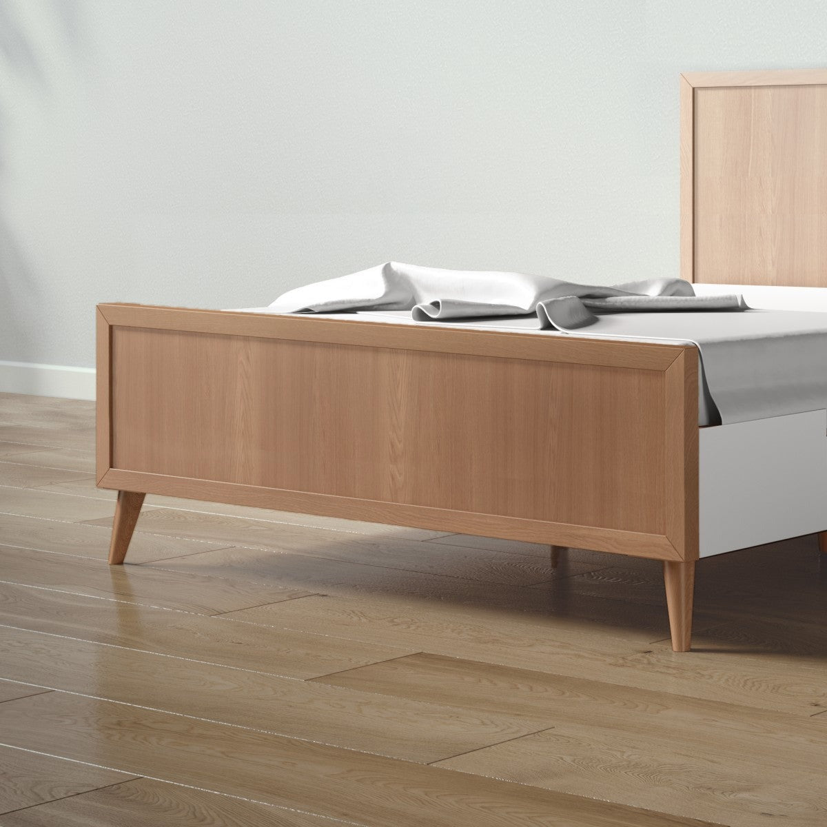 New York Low-Profile Footboard in Bruno Antico finish